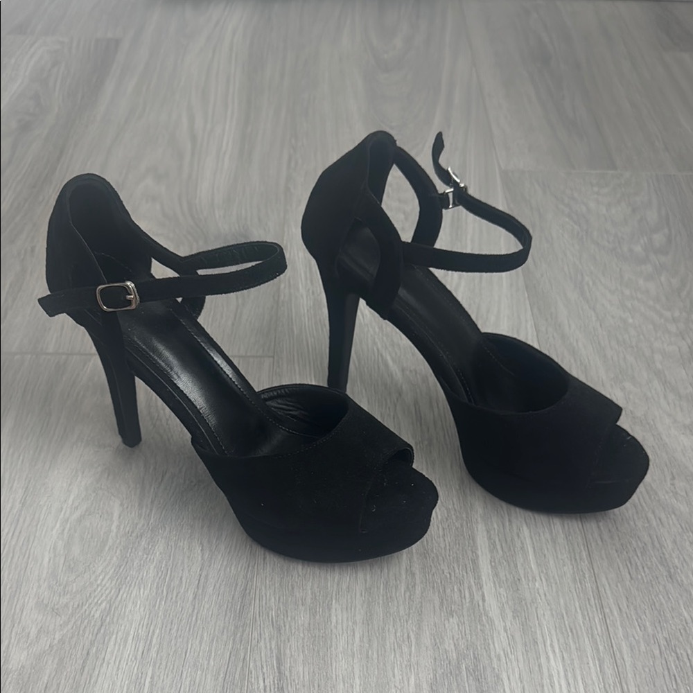Elegant Black Women's Heels